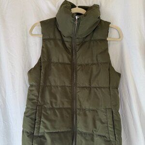Old Navy Womens Vest Size S Small Olive Green Puffer Quilted Casual